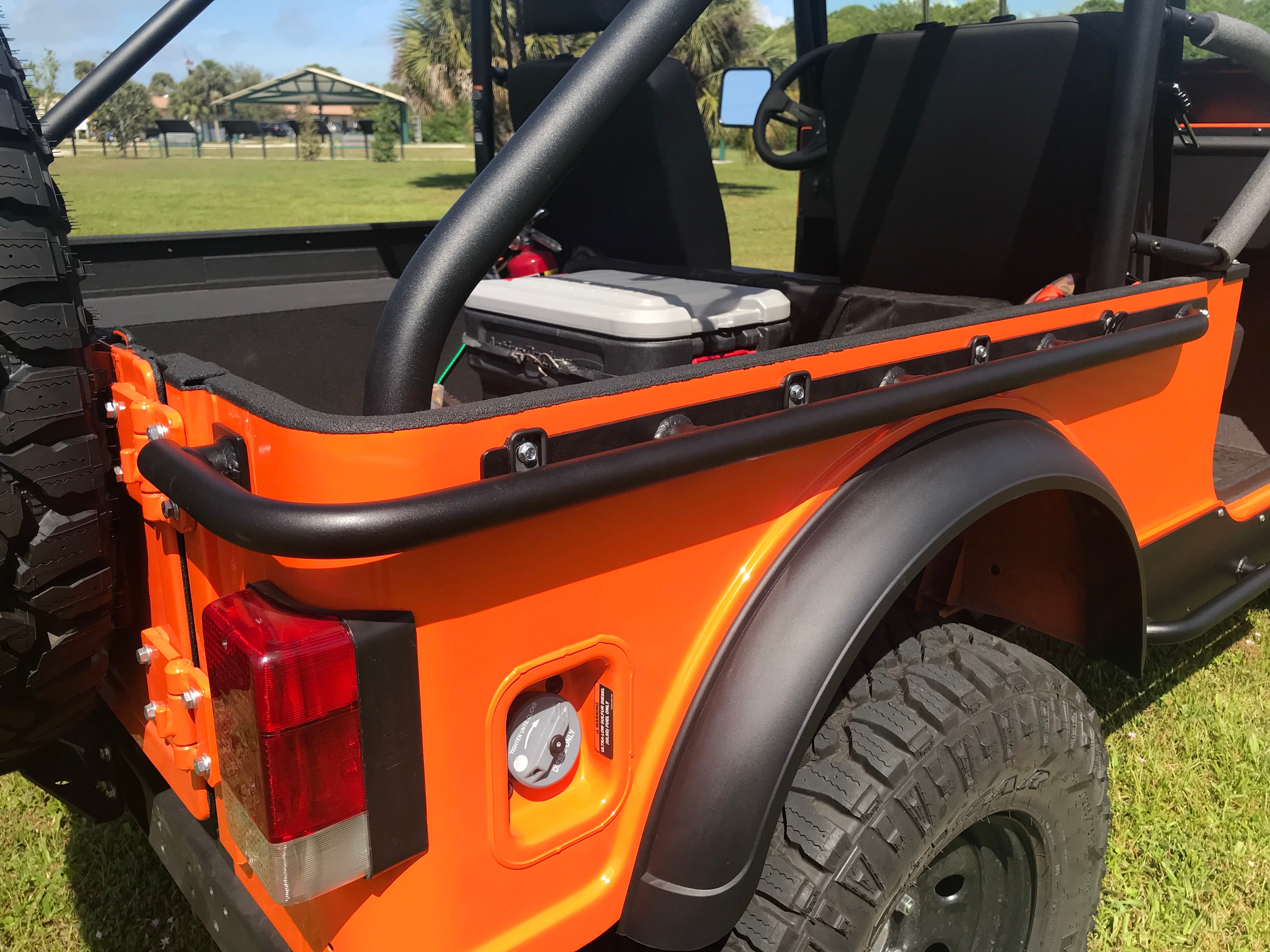 MAHINDRA ROXOR TUB GUARDS