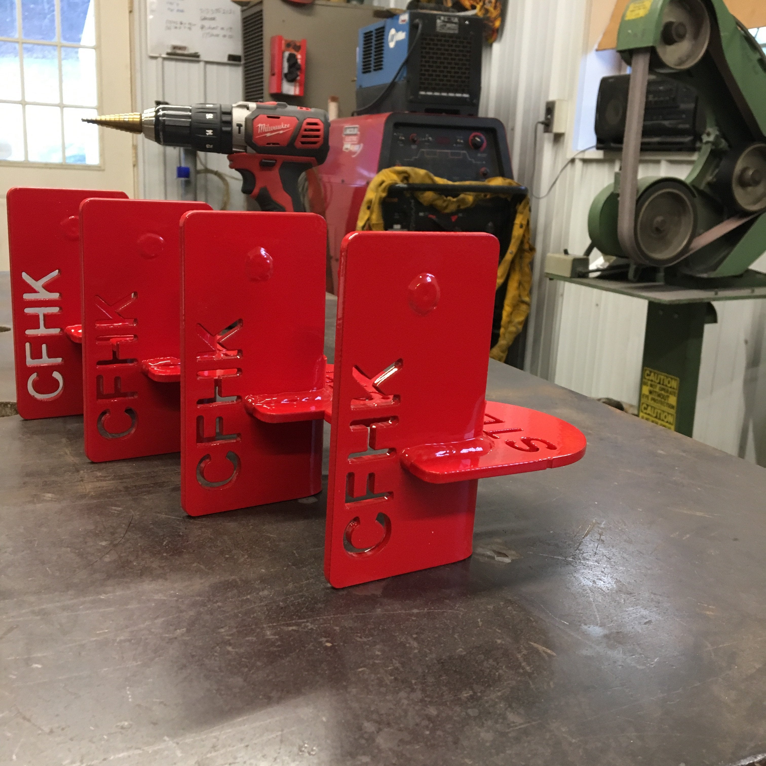 PULL-UP RIG STEP WITH GYM NAME